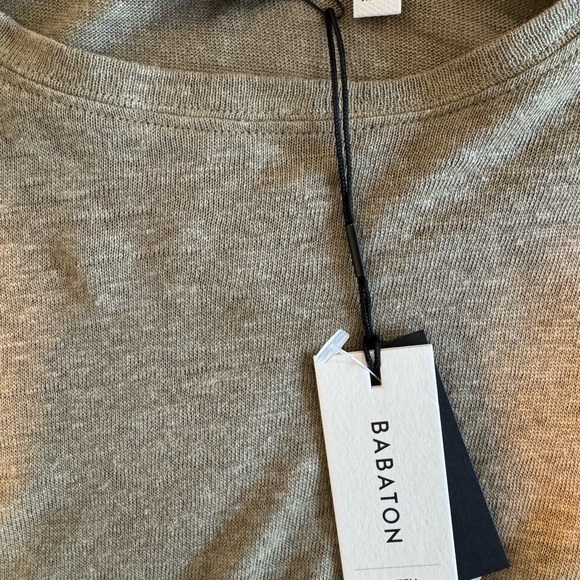 Aritzia Babaton Loom Linen Pegasus T-Shirt - Picture 9 of 11